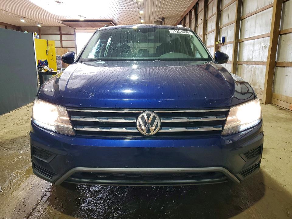 51201596 :رقم المزاد ، 3VV3B7AXXMM069374 vin ، 2021 Volkswagen Tiguan مزاد بيع