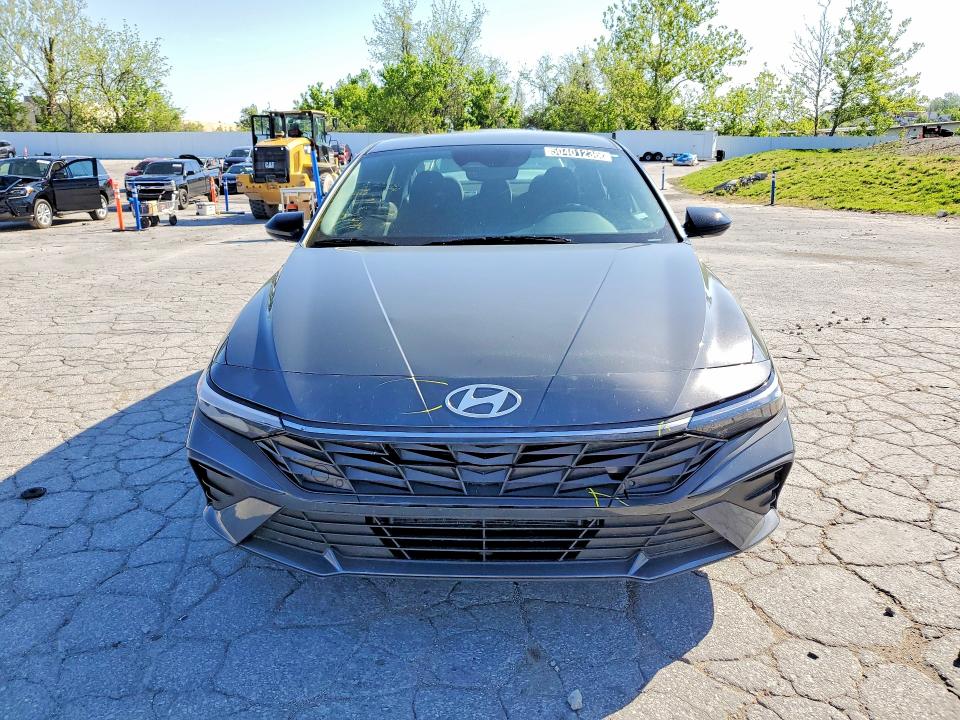 2025 Hyundai Elantra Hybrid მანქანა იყიდება აუქციონზე, vin: KMHLM4DJ7SU161156, აუქციონის ნომერი: 50401236