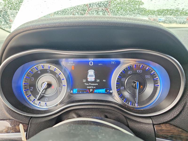 49125206 :رقم المزاد ، 2C3CCAKGXJH250500 vin ، 2018 Chrysler 300 مزاد بيع