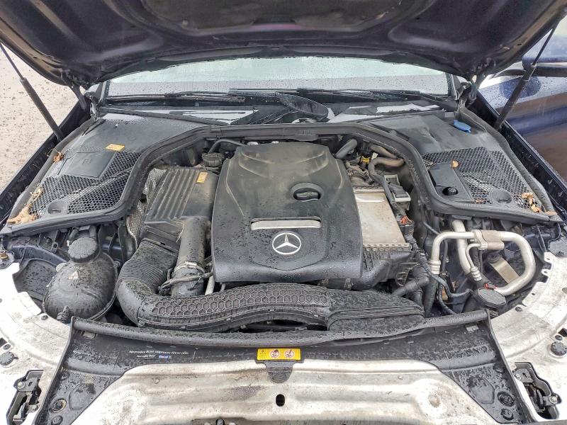 48823246 :رقم المزاد ، 55SWF4KB1GU128207 vin ، 2016 Mercedes-benz C مزاد بيع