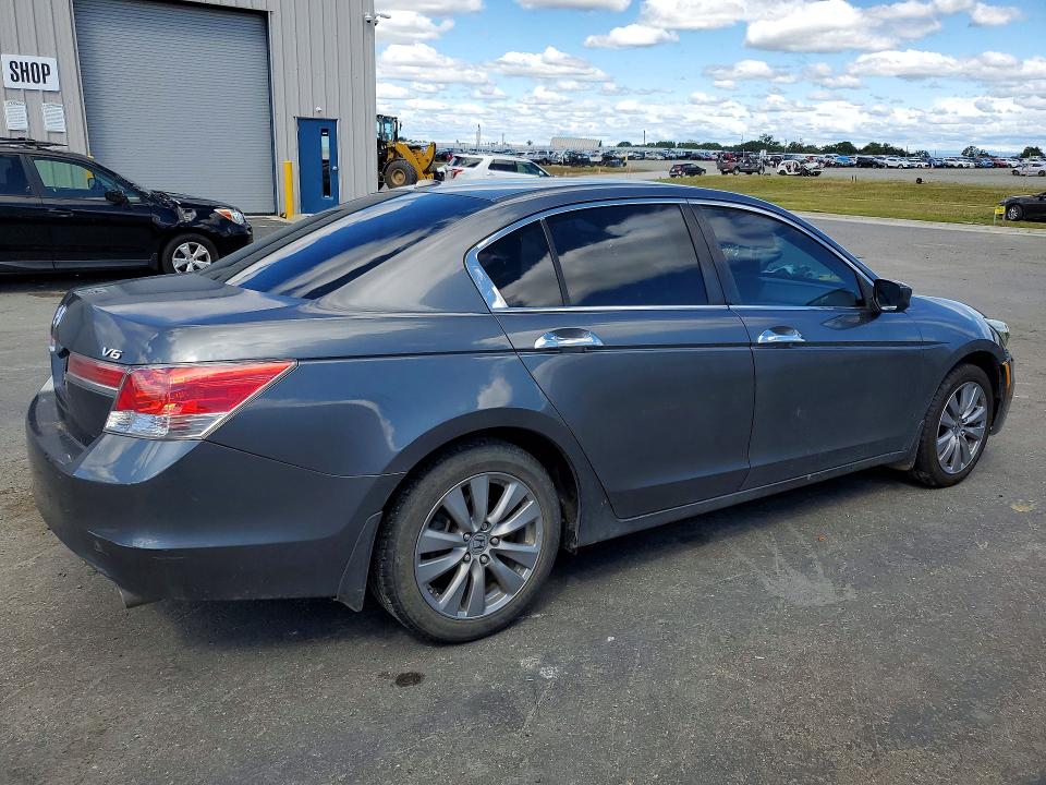 2011 Honda Accord მანქანა იყიდება აუქციონზე, vin: 1HGCP3F84BA027045, აუქციონის ნომერი: 50005726