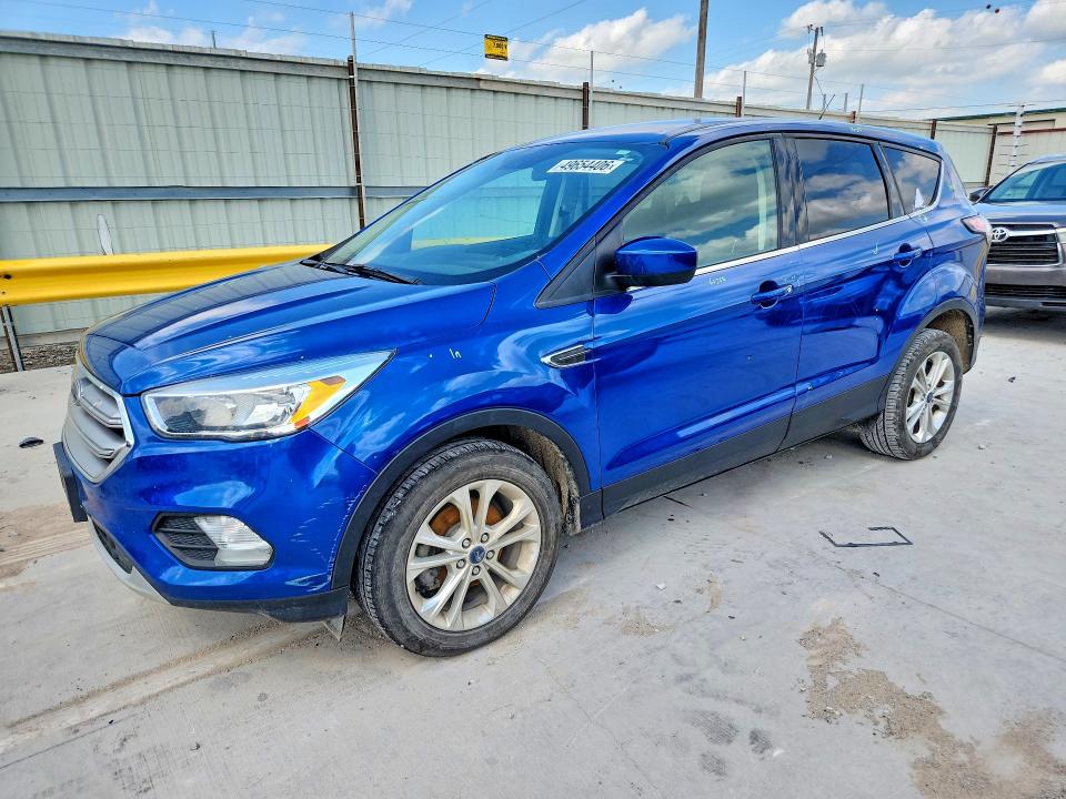 49654406 :رقم المزاد ، 1FMCU0GD8HUB66079 vin ، 2017 Ford Escape مزاد بيع