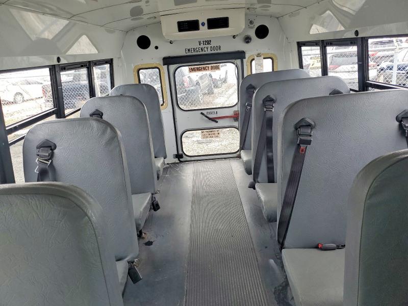 47120366 :رقم المزاد ، 1GB0G2BA9C1175895 vin ، 2012 Chev Express مزاد بيع