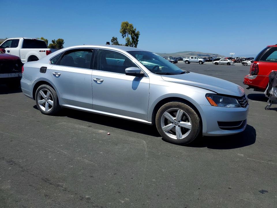 Продажа на аукционе авто 2014 Volkswagen Passat, vin: 1VWBT7A31EC105196, номер лота: 51684666