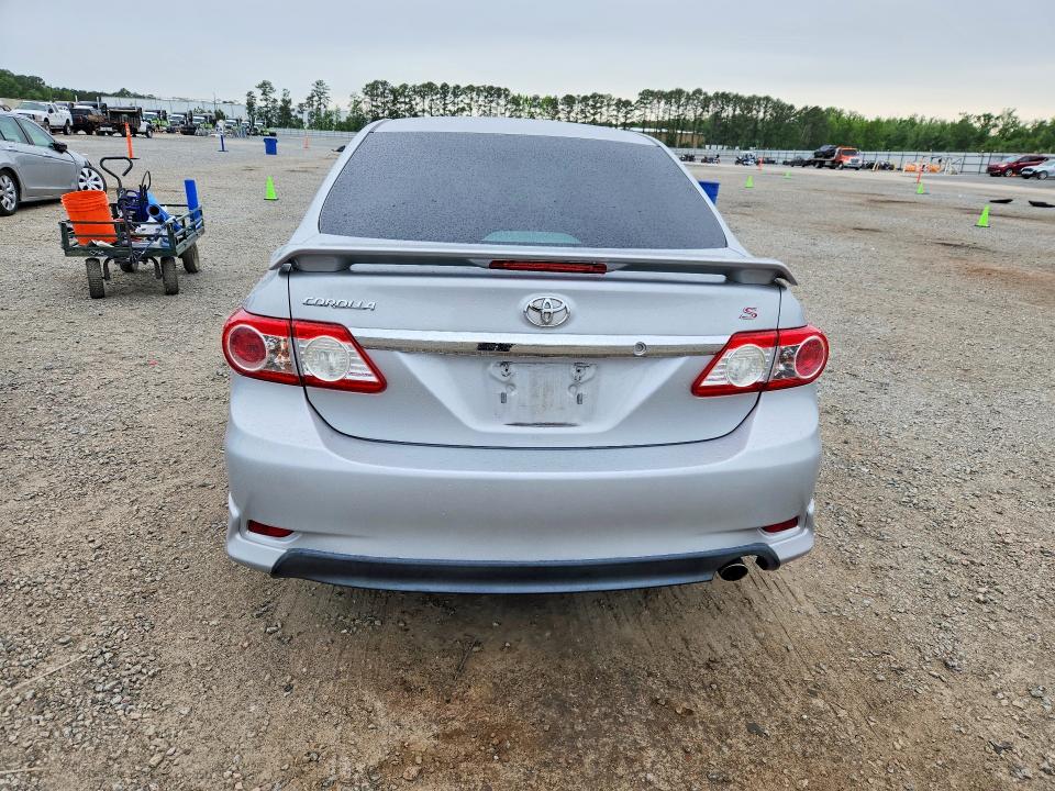 2011 Toyota Corolla მანქანა იყიდება აუქციონზე, vin: 2T1BU4EEXBC587437, აუქციონის ნომერი: 51173816
