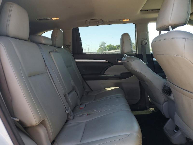 2018 Toyota Highlander მანქანა იყიდება აუქციონზე, vin: 5TDJZRFH4JS528974, აუქციონის ნომერი: 49204216