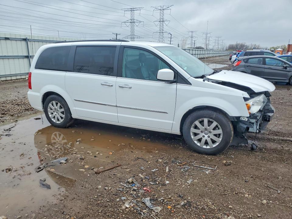 Продажа на аукционе авто 2015 Chrysler Town & Country, vin: 2C4RC1BG9FR711581, номер лота: 48942216