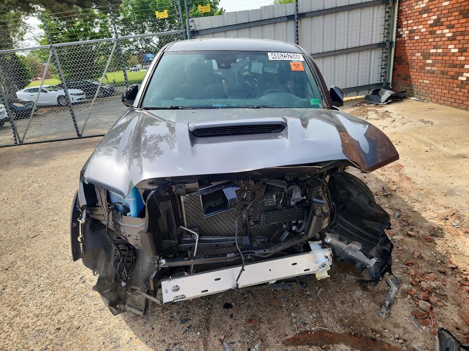 Продажа на аукционе авто 2018 Toyota Tacoma, vin: 3TMDZ5BN0JM039571, номер лота: 48625266