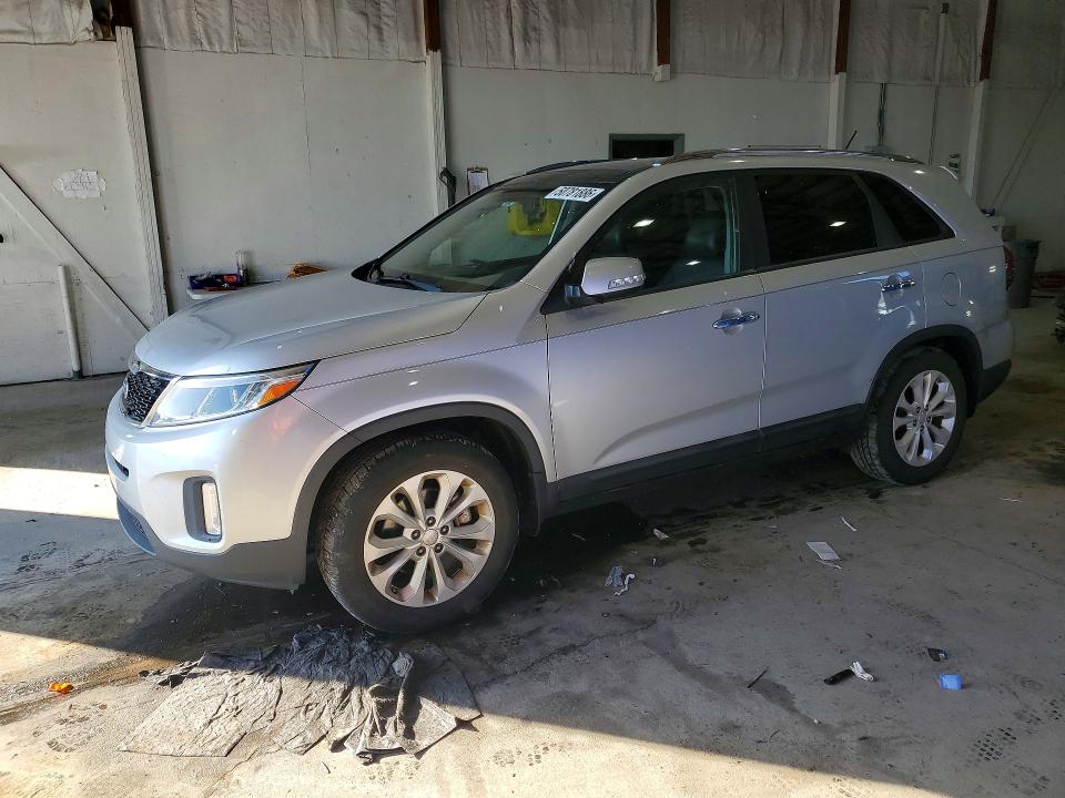 50781886 :رقم المزاد ، 5XYKU4A79FG595224 vin ، 2015 Kia Sorento مزاد بيع