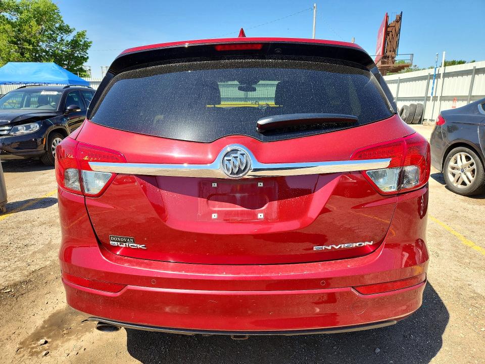 50223246 :رقم المزاد ، LRBFX1SA1JD084565 vin ، 2018 Buick Envision مزاد بيع