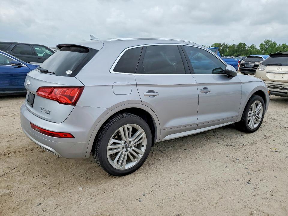 Продаж на аукціоні авто 2018 Audi Q5, vin: WA1BNAFY0J2048353, номер лоту: 49781046