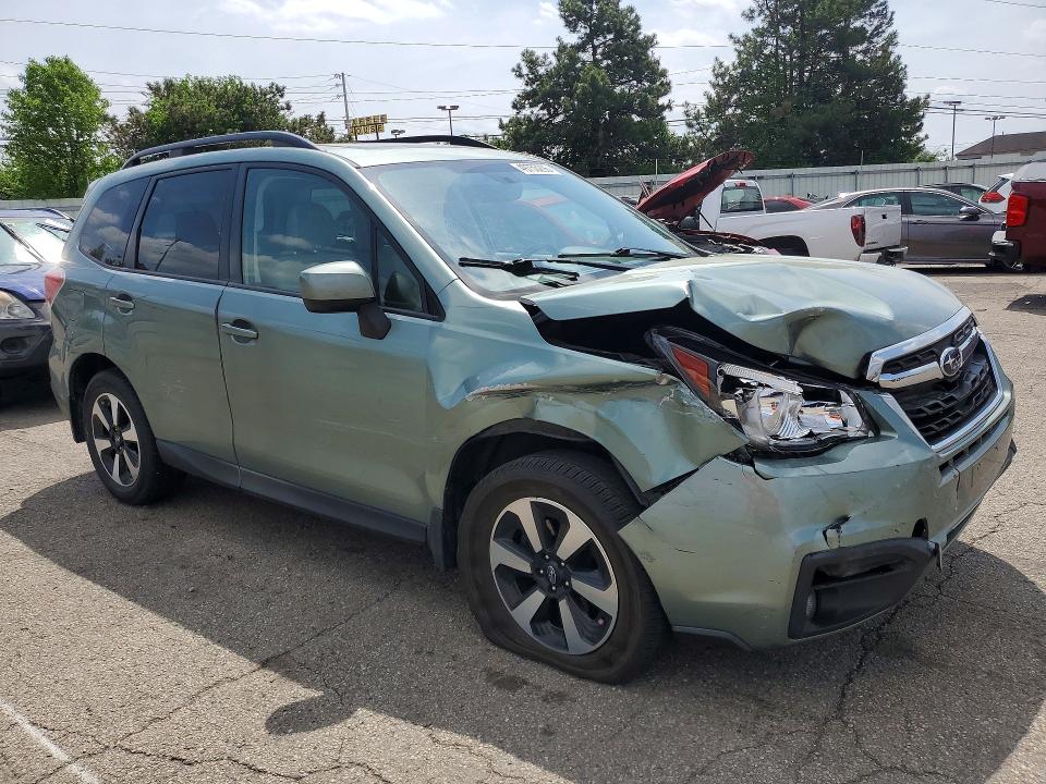 Продажа на аукционе авто 2018 Subaru Forester, vin: JF2SJAGC5JH604417, номер лота: 49755296