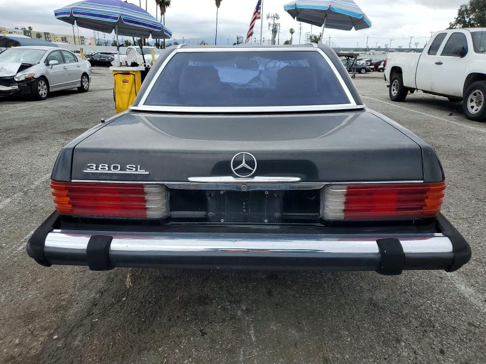 1985 Mercedes-benz 380 მანქანა იყიდება აუქციონზე, vin: WDBBA45C2FA023989, აუქციონის ნომერი: 50705876