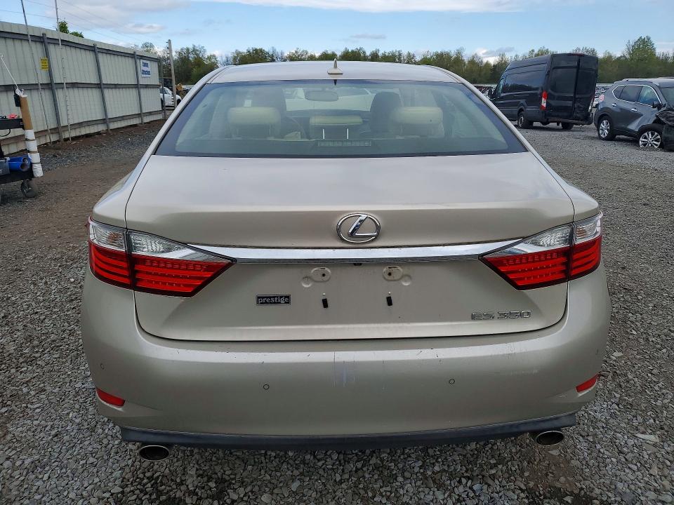 50400086 :رقم المزاد ، JTHBK1GG8D2015821 vin ، 2013 Lexus Es مزاد بيع