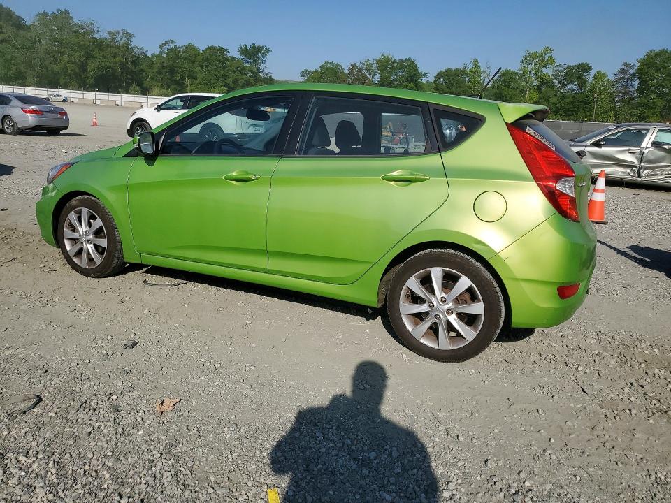 2013 Hyundai Accent მანქანა იყიდება აუქციონზე, vin: KMHCU5AE9DU072270, აუქციონის ნომერი: 50839716