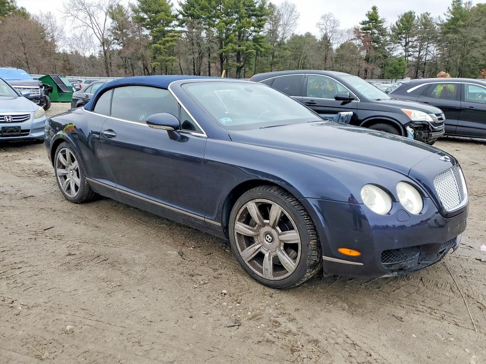 47454026 :رقم المزاد ، SCBDR33W97C047564 vin ، 2007 Bentley Continental مزاد بيع