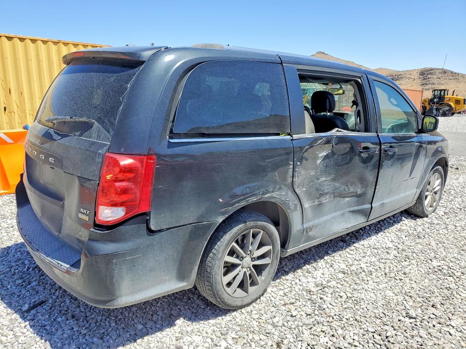 51033026 :رقم المزاد ، 2C4RDGCG1HR859595 vin ، 2017 Dodge Grand Caravan مزاد بيع