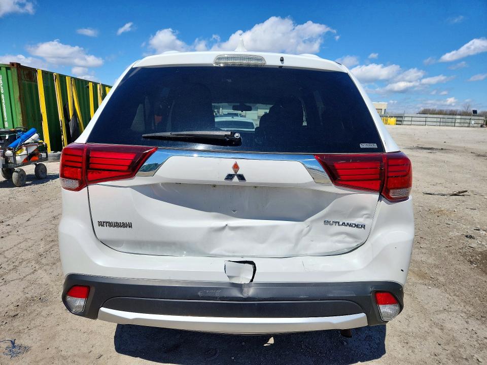 Продаж на аукціоні авто 2018 Mitsubishi Outlander, vin: JA4AZ3A3XJZ016198, номер лоту: 48930916