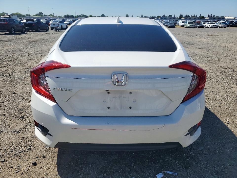 51846026 :رقم المزاد ، 19XFC2F80HE230537 vin ، 2017 Honda Civic مزاد بيع