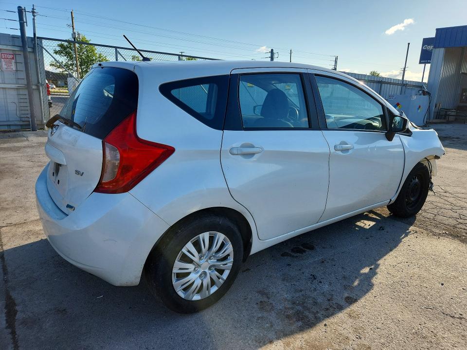 51033946 :رقم المزاد ، 3N1CE2CP0FL369278 vin ، 2015 Nissan Versa Note مزاد بيع