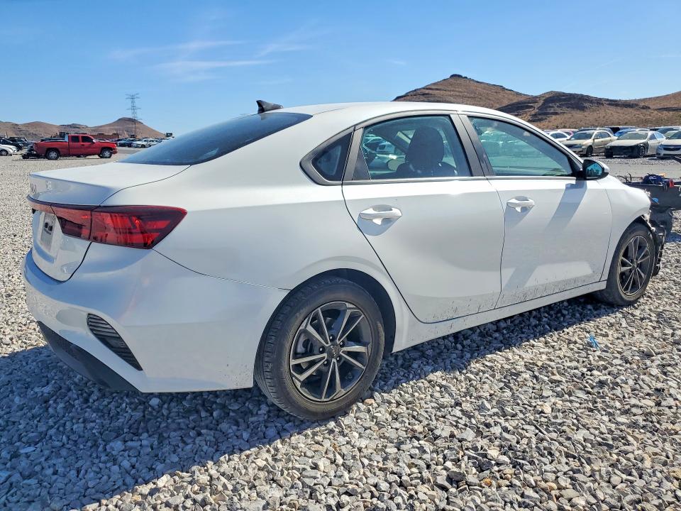 50828546 :رقم المزاد ، 3KPF24AD0RE698028 vin ، 2024 Kia Forte مزاد بيع