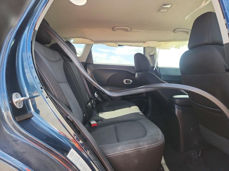 Продажа на аукционе авто 2017 Kia Soul, vin: KNDJP3A5XH7410139, номер лота: 50764856