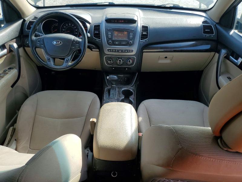 2015 Kia Sorento მანქანა იყიდება აუქციონზე, vin: 5XYKTCA61FG585260, აუქციონის ნომერი: 50018426