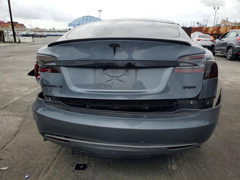 50763856 :رقم المزاد ، 5YJSA1H16EFP38287 vin ، 2014 Tesla Model S مزاد بيع