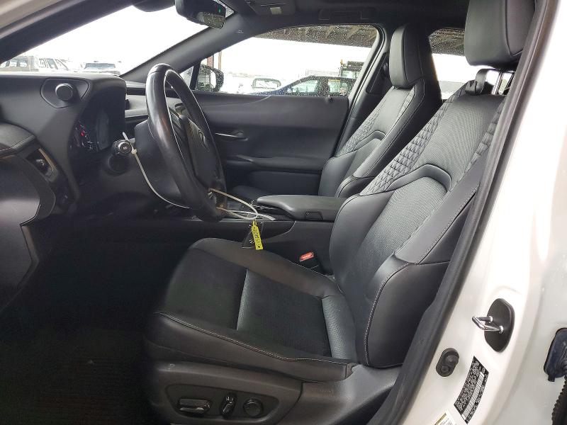 50521126 :رقم المزاد ، JTHP3JBH9L2021905 vin ، 2020 Lexus Ux مزاد بيع