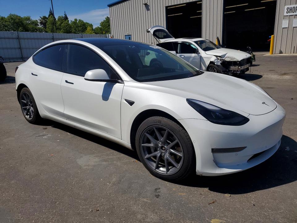 Продажа на аукционе авто 2022 Tesla Model 3, vin: 5YJ3E1EB9NF327665, номер лота: 49845536