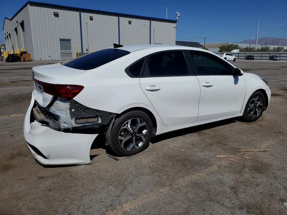 51485896 :رقم المزاد ، 3KPF24AD5ME391351 vin ، 2021 Kia Forte مزاد بيع