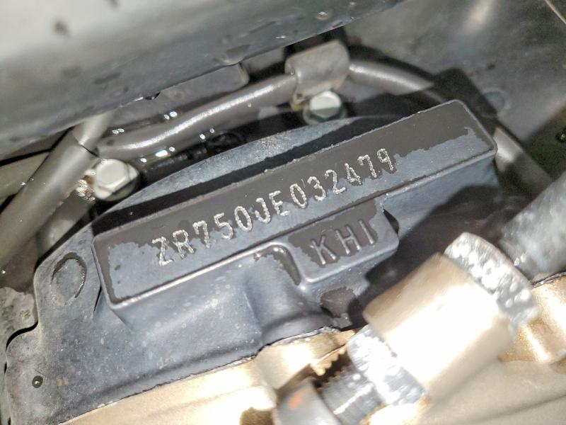 2005 Kawasaki Zr750 მანქანა იყიდება აუქციონზე, vin: JKAZRDK125A000734, აუქციონის ნომერი: 50989116