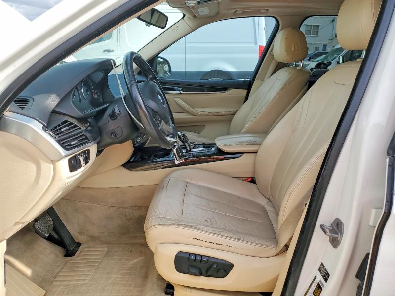 49271446 :رقم المزاد ، 5UXKR2C55F0H35617 vin ، 2015 Bmw X5 مزاد بيع