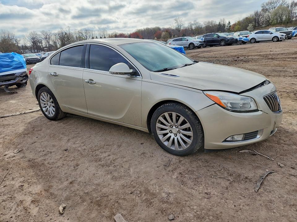 49073726 :رقم المزاد ، 2G4GS5EV1D9216585 vin ، 2013 Buick Regal مزاد بيع