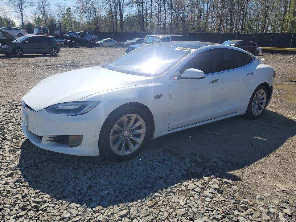 48865836 :رقم المزاد ، 5YJSA1E15GF161498 vin ، 2016 Tesla Model S مزاد بيع