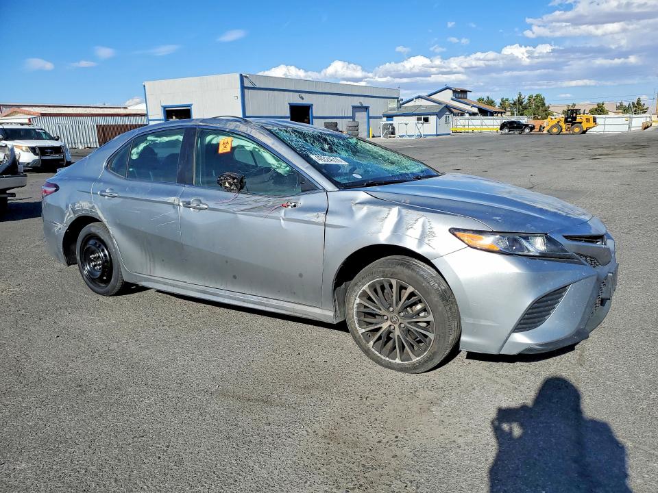 Продажа на аукционе авто 2020 Toyota Camry, vin: 4T1G11AK7LU955632, номер лота: 49324516