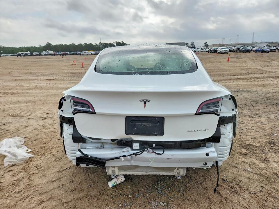 48917146 :رقم المزاد ، 5YJ3E1EB9NF254359 vin ، 2022 Tesla Mdl 3 مزاد بيع
