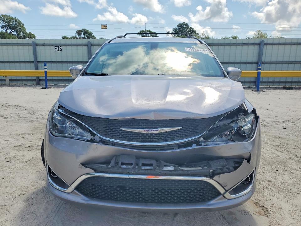 Продажа на аукционе авто 2018 Chrysler Pacifica, vin: 2C4RC1BG9JR290793, номер лота: 51528976