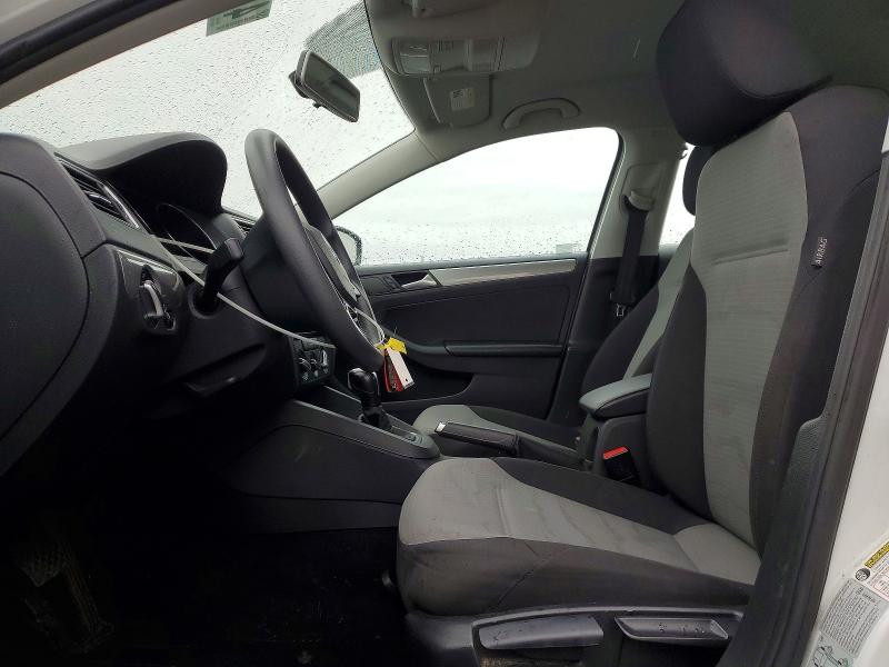 47982906 :رقم المزاد ، 3VW2B7AJ5HM399559 vin ، 2017 Volkswagen Jetta مزاد بيع