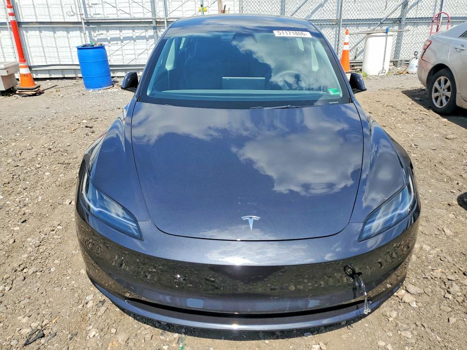 51171806 :رقم المزاد ، 5YJ3E1EA4RF826841 vin ، 2024 Tesla Model 3 مزاد بيع