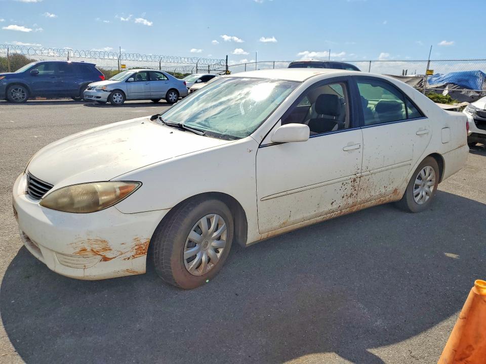 47317596 :رقم المزاد ، 4T1BE32KX5U391146 vin ، 2005 Toyota Camry مزاد بيع