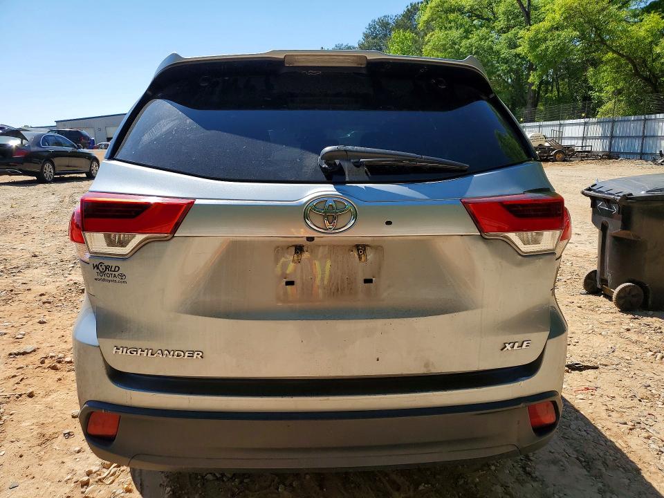2019 Toyota Highlander მანქანა იყიდება აუქციონზე, vin: 5TDKZRFH2KS358040, აუქციონის ნომერი: 49279666