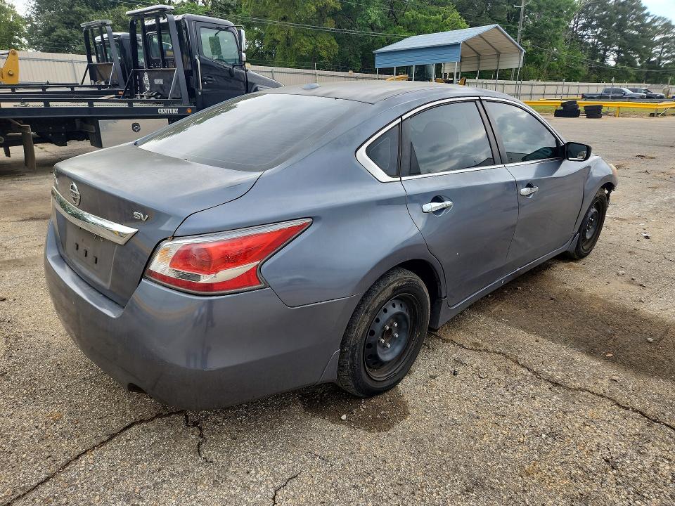 Продажа на аукционе авто 2015 Nissan Altima, vin: 1N4AL3AP7FC229510, номер лота: 48345236