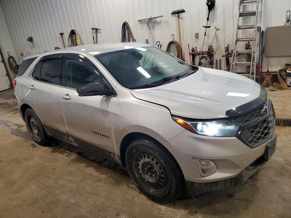 2020 Chevrolet Equinox მანქანა იყიდება აუქციონზე, vin: 2GNAXUEV8L6218301, აუქციონის ნომერი: 47956036