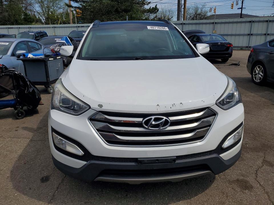 2016 Hyundai Santa Fe Sport მანქანა იყიდება აუქციონზე, vin: 5XYZU3LB1GG307658, აუქციონის ნომერი: 48718286