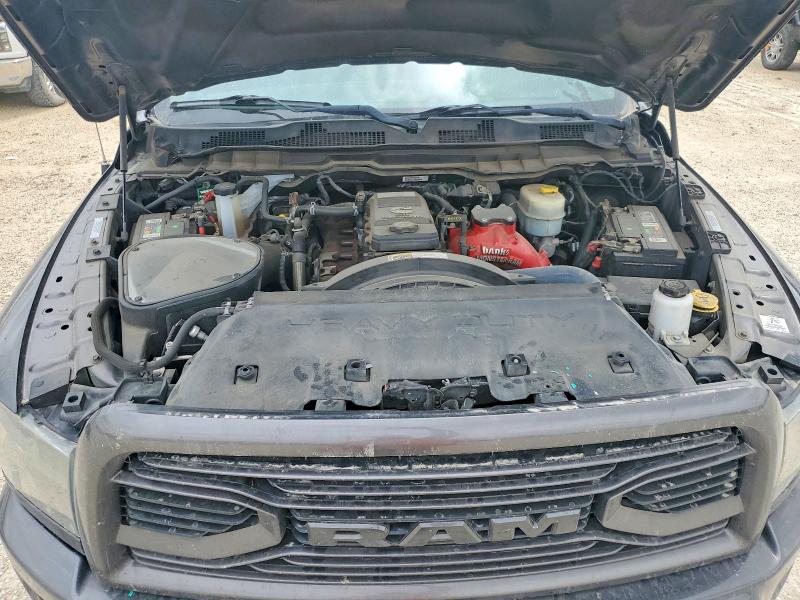 47843356 :رقم المزاد ، 3C63RRHLXJG208199 vin ، 2018 Ram 3500 مزاد بيع