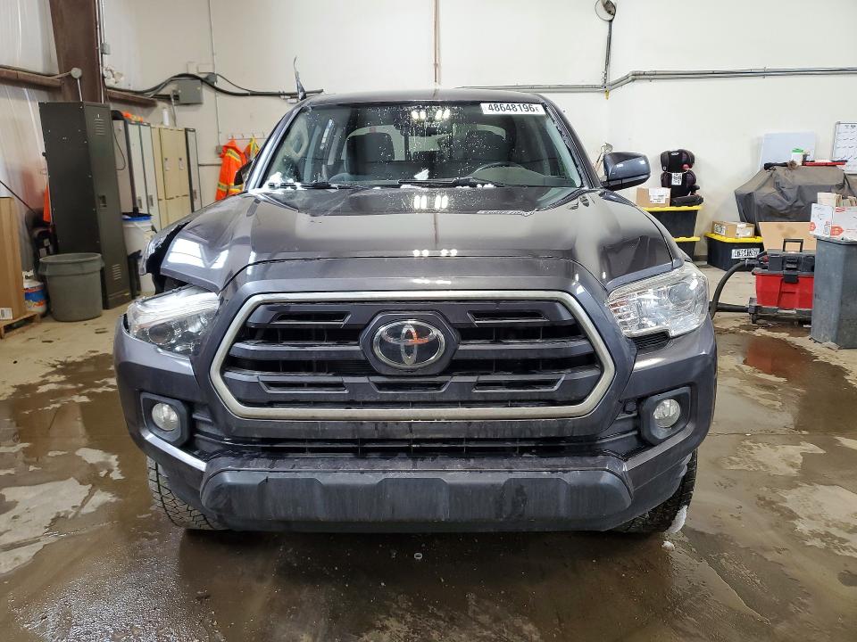 48648196 :رقم المزاد ، 5TFDZ5BN8KX039605 vin ، 2019 Toyota Tacoma مزاد بيع