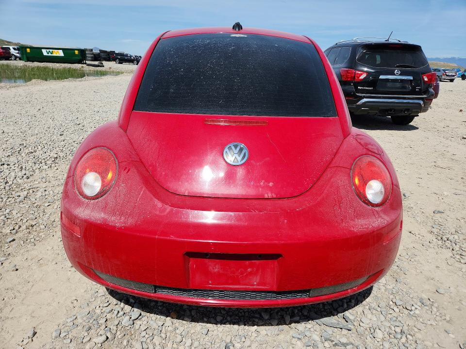 49113126 :رقم المزاد ، 3VWPW31C58M526444 vin ، 2008 Volkswagen New Beetle مزاد بيع
