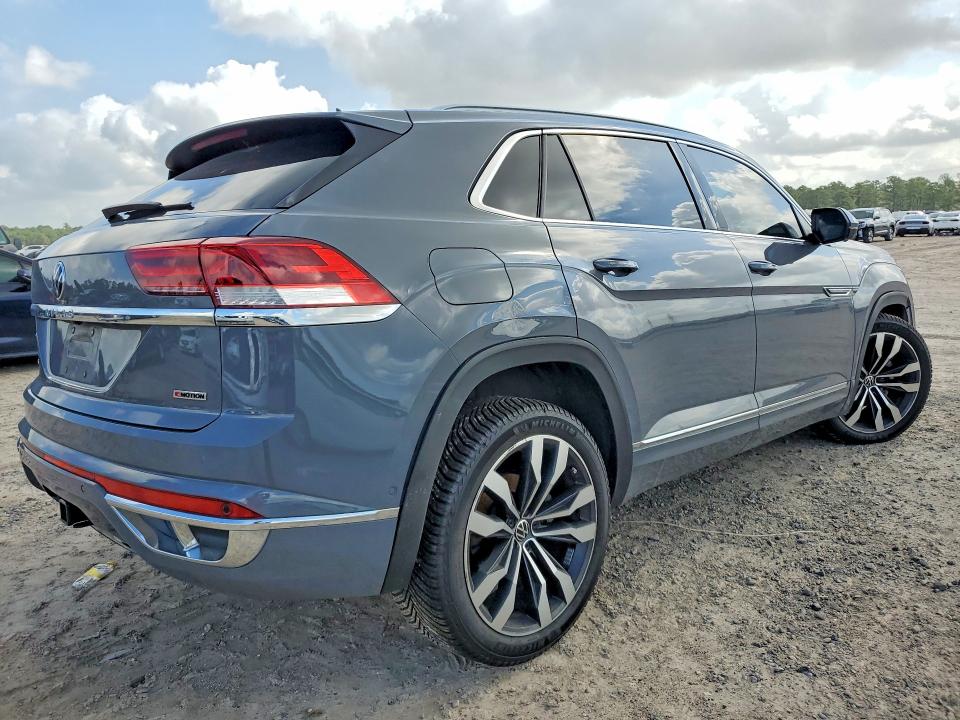 2021 Volkswagen Atlas Cross Sport მანქანა იყიდება აუქციონზე, vin: 1V2FE2CA1MC218866, აუქციონის ნომერი: 49829306