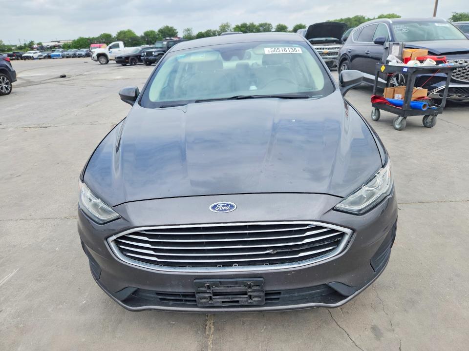 50516136 :رقم المزاد ، 3FA6P0HD2KR136426 vin ، 2019 Ford Fusion مزاد بيع